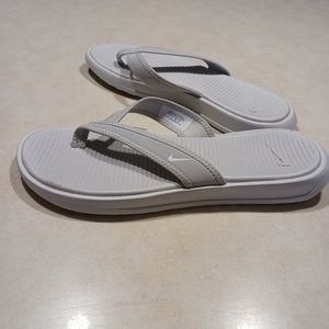 Nike Flip Flops
